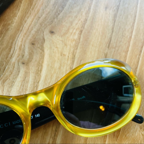 GUCCI Clout Goggle Yellow Sunglasses - Picture 2 of 7